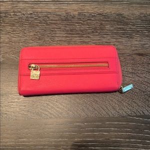 Anne Klein wallet